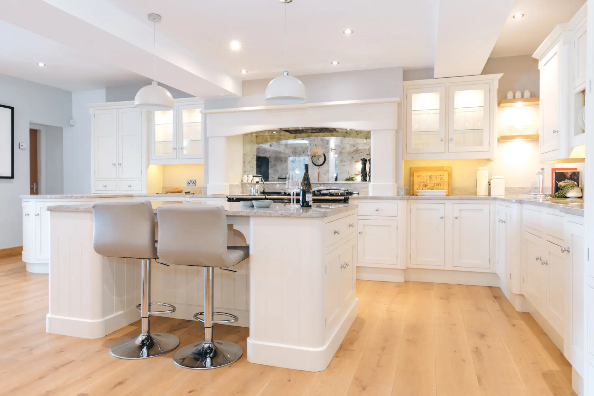 Traditional Shaker Kitchen With Solid Timber Cabinetry And Quartz Worktop Artisan Collection By Kenton Jones